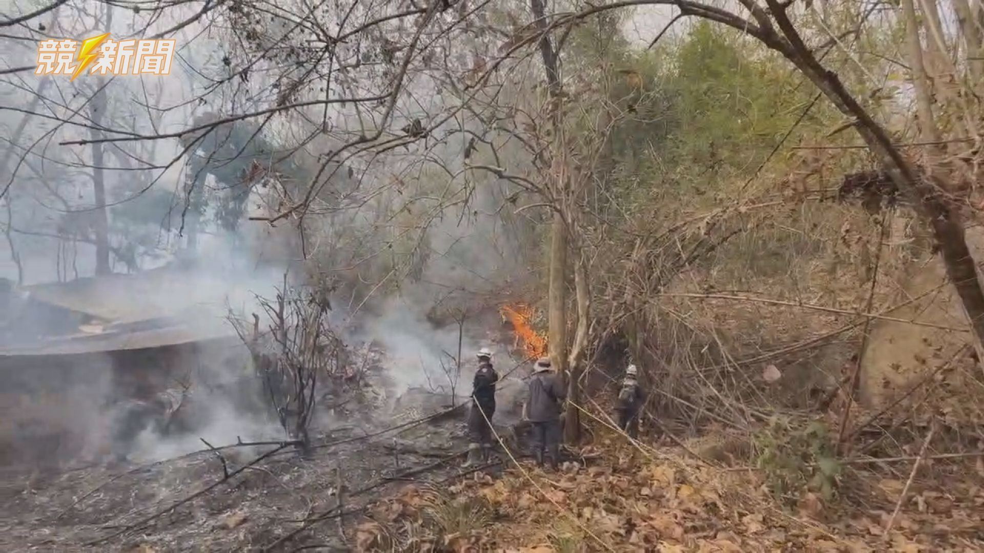 【警消】清明將近墓地火警頻傳 高雄美濃第四公墓雜草燃燒延燒約2公頃