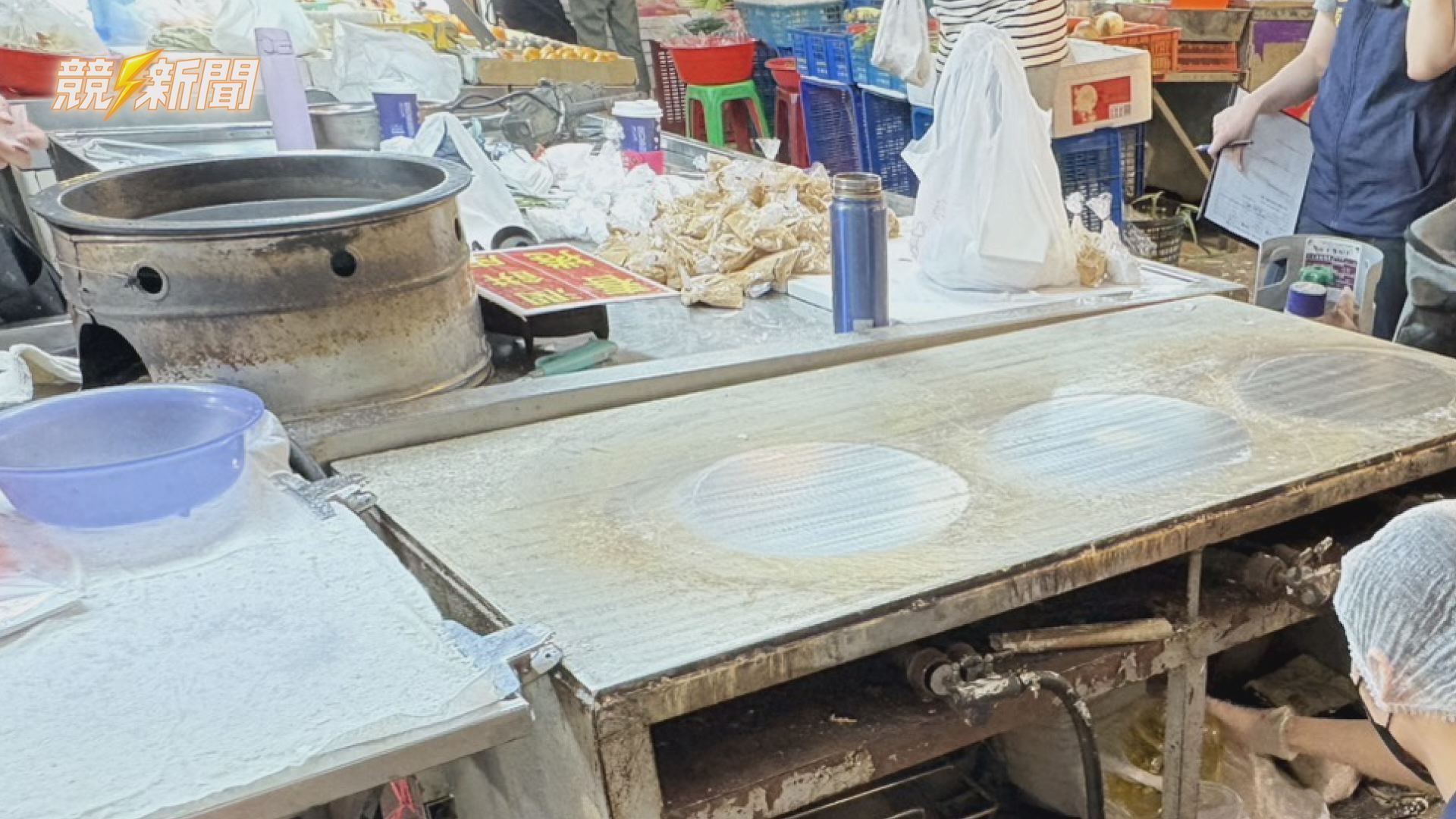 【衛生】高雄傳統市場內春捲疑釀食物中毒 67人不適就醫8人住院觀察