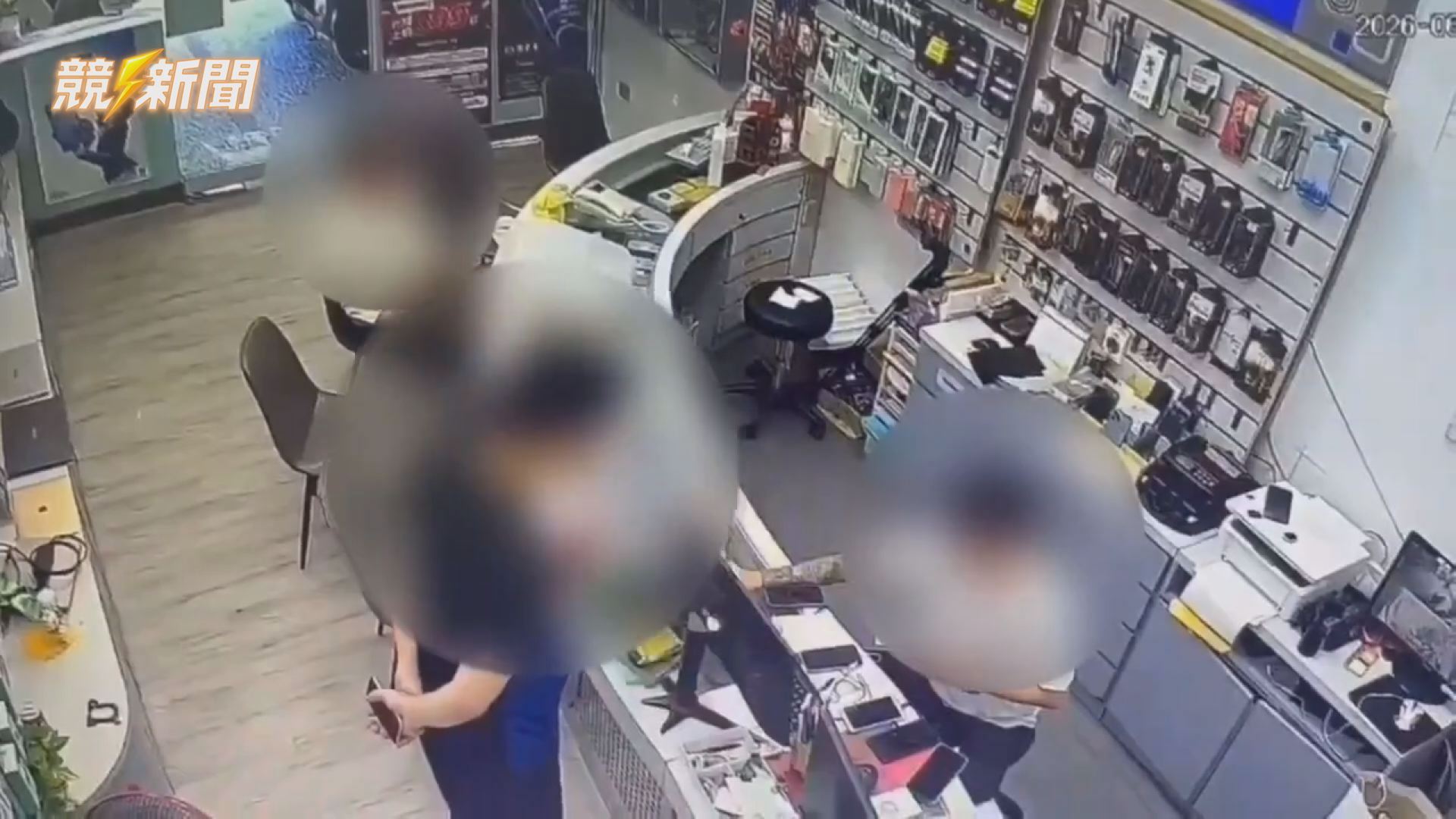 【社會】高雄新興警破假手機面交詐騙 33歲男連犯3案遭送辦