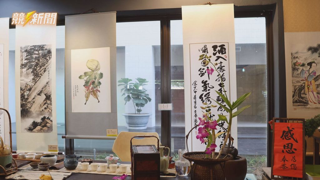 雲林縣政府咖啡廳展出名家書畫作品
