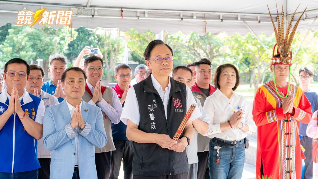 桃園張善政擔任主祭官持香祝禱工程順利