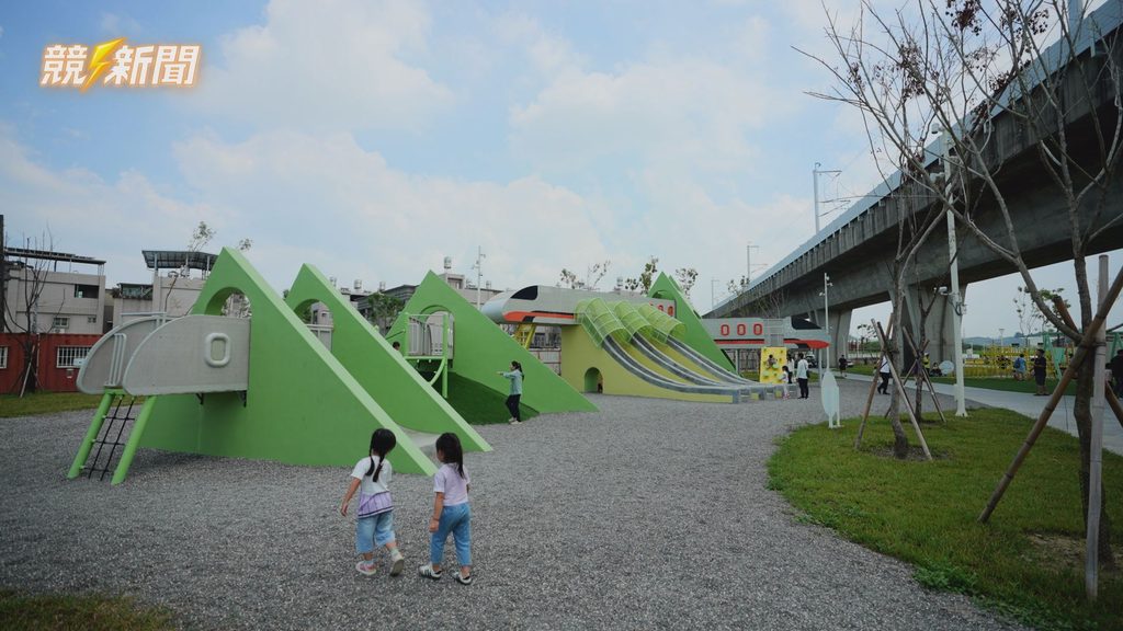 高雄仁武第92期重劃區公園特色遊戲場